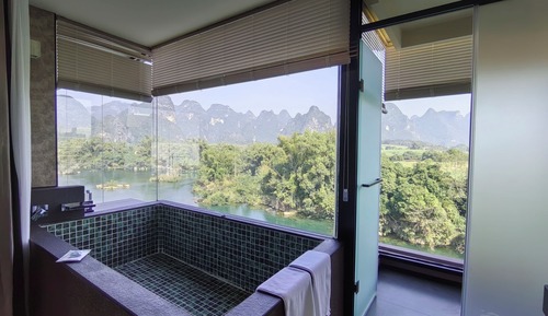 Luxury Twin Room