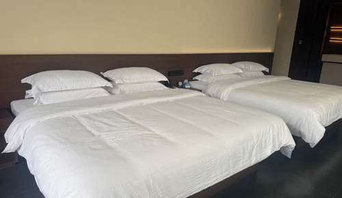 Romantic Twin Room