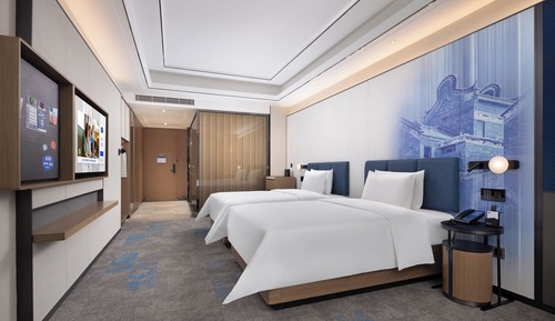 Comfort Twin Room, City View