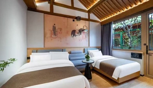 Family Room with One Queen Bed and One Single Bed