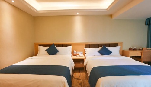 Luxury Studio Suite, City View