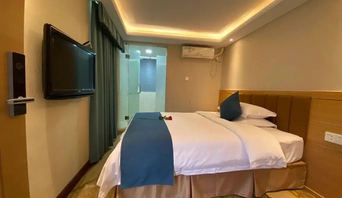 Classic Double Room, City View