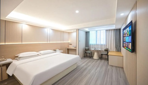Luxury Double Room, City View