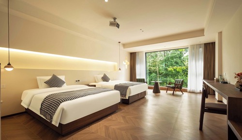Standard Twin Room, Courtyard View