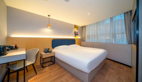 Standard Double Room, City View