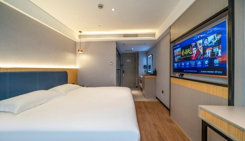 Superior Double Room, City View
