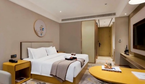 Executive Double Room, City View