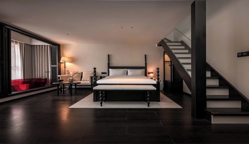 Senior Duplex, City View