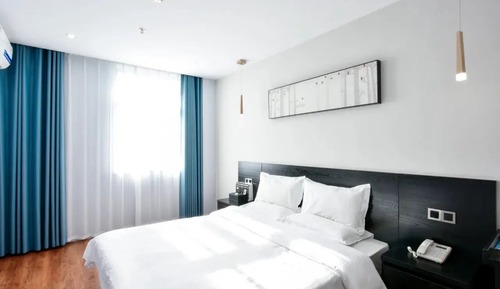 Superior Double Room, City View