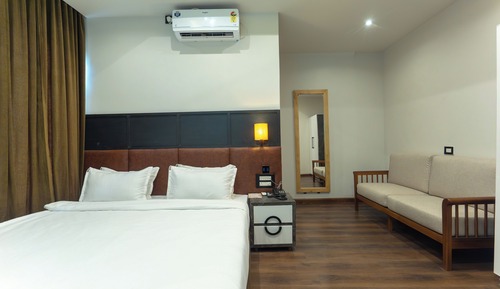 Superior Room, City View