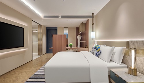 1 Super King Suite with Living Area 