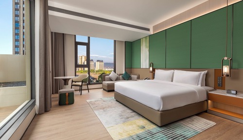 Suite, Multiple Beds, Garden View