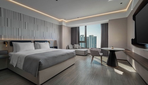 Classic Double Room, City View