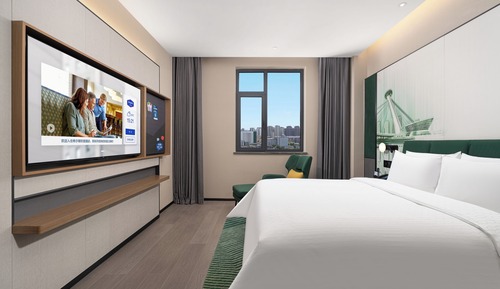 Luxury Suite, City View