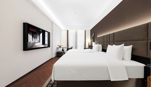 Comfort Twin Room, City View