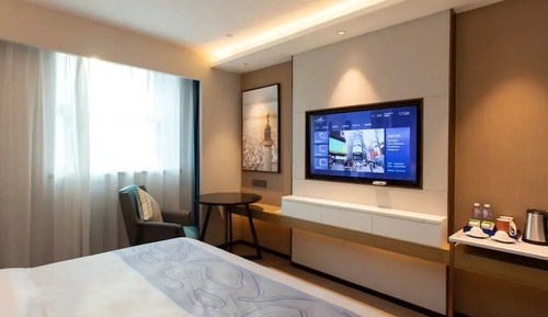Superior Double Room, City View