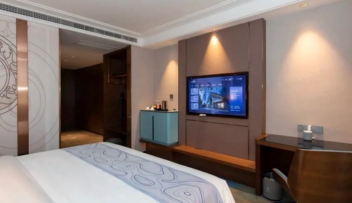 Premier Double Room, City View