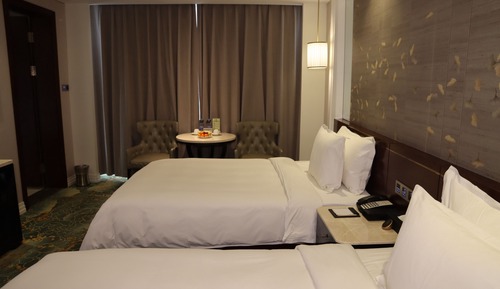 Superior Twin Room, 2 Double Beds, Bathtub, Mountain View