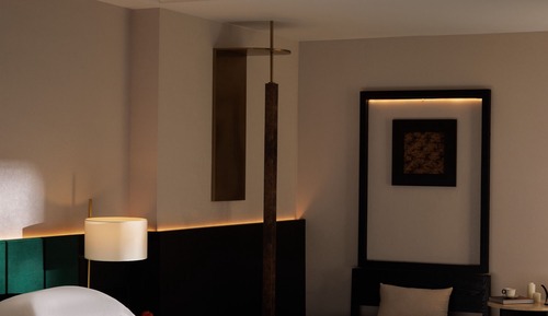 Executive Suite, Courtyard View