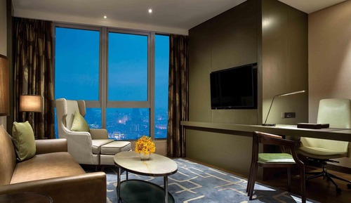 Club Suite, 1 King Bed, Club Lounge Access, City View (Prestige)