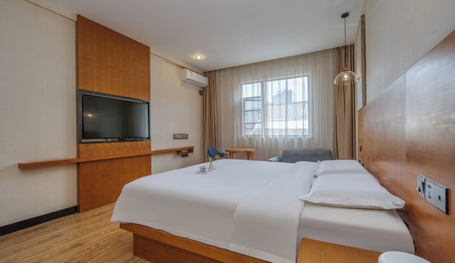 Superior Double Room, City View