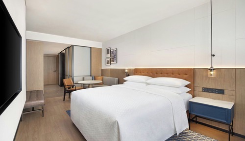 Superior Room, 1 King Bed, City View