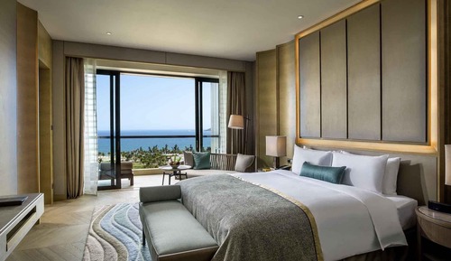 Club Suite, 1 King Bed, Club Lounge Access (Imperial)