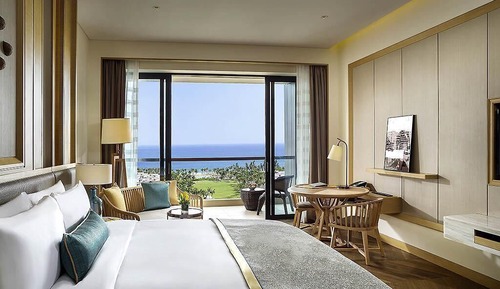 Luxury Room, 1 King Bed, Ocean View