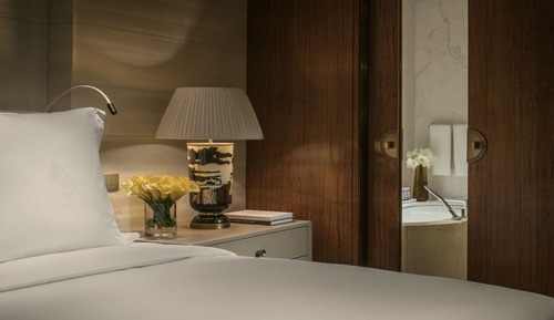 Deluxe  King Suite