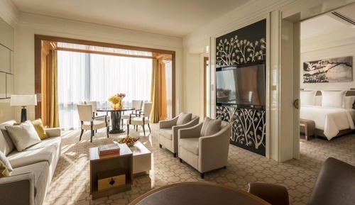 Premier Suite