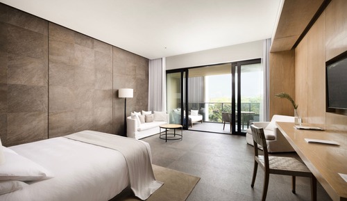Garden View King Room