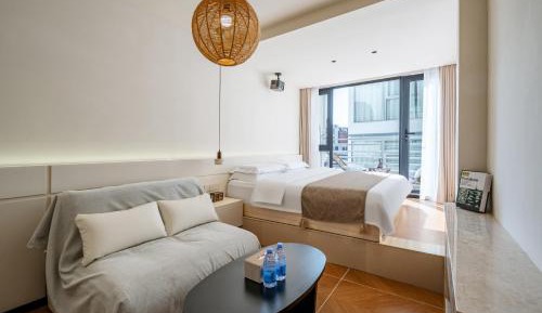 Deluxe Double Room with Balcony