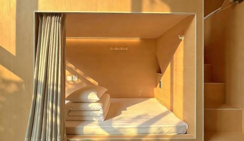 Single Bed in Male Dormitory Room