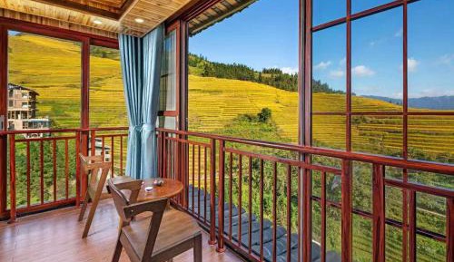King Room with Mountain View