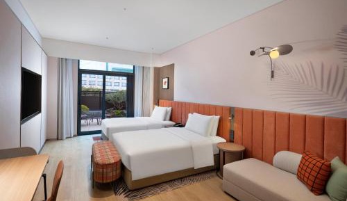 Twin Guest Room with Courtyard