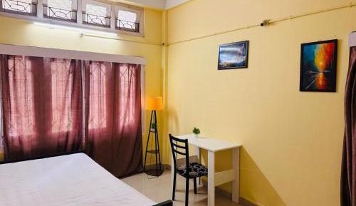 Deluxe Double Room (2 Adults + 1 Child)