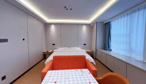 One-Bedroom Suite