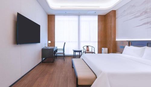 Executive King Suite