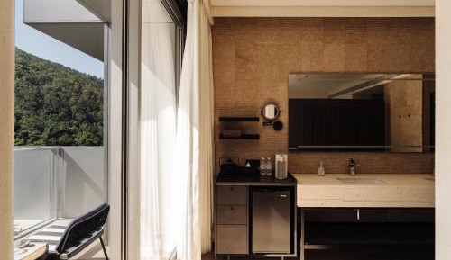 Wellness Mountain Retreat Twin Room