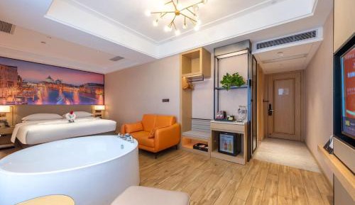 Deluxe Double Room with Bath