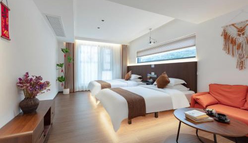 Triple Room with Bathroom