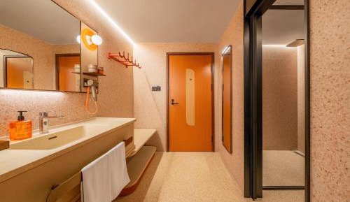 Superior Queen Room