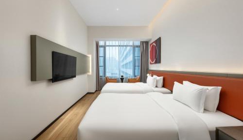 Superior Twin Room with City View