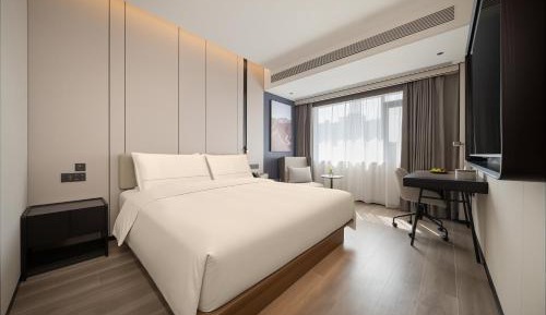 Premium Queen Room