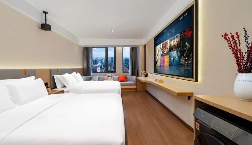 King Room with Two King Beds
