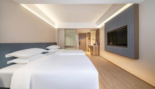 Superior Deluxe Double or Twin Room 