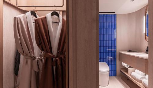 Double or Twin Room with Private Bathroom