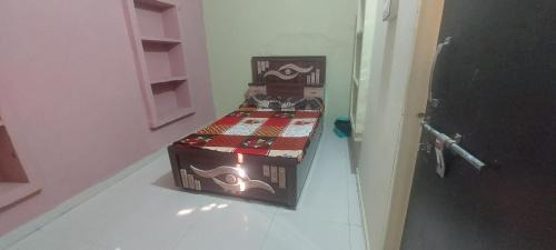 Single Room with Private Bathroom