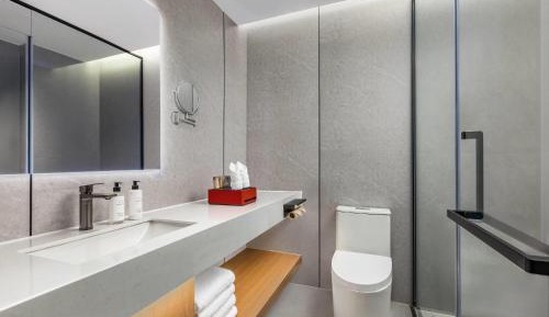 Deluxe Double Room with Two Double Beds - Non-Smoking
