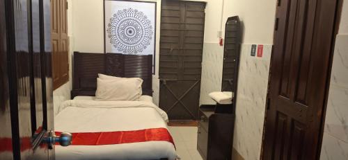 Budget Single Room